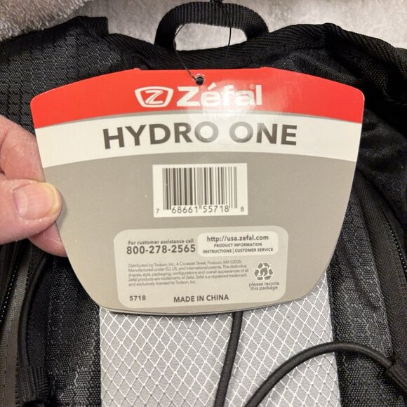 Zefal Hydro One Outdoor Hydration Bag 1.5 Liter Chest Strap Dual Access Run NWT - Picture 6 of 14